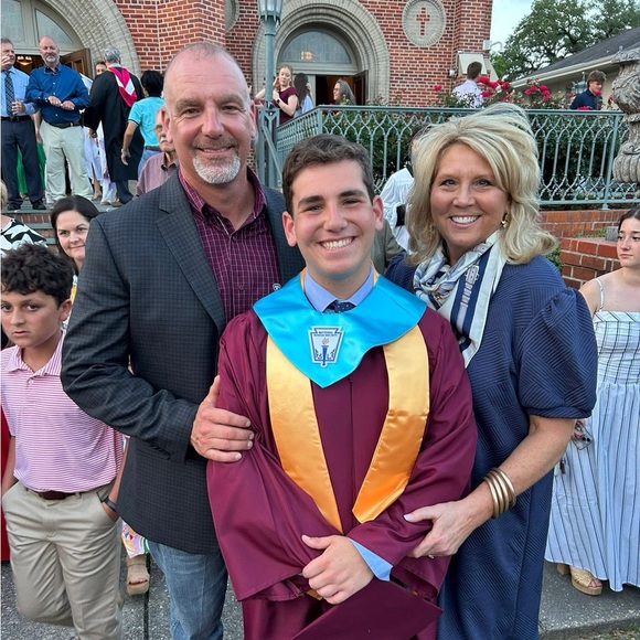 Meet your Posher, Mimi - Picture 2 of 4